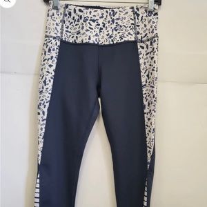 APANA ATHLETIC LEGGINGS SIZE S